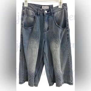 Austin Landing Queen embroidered distressed hi rise jorts ankle jeans size 1 new